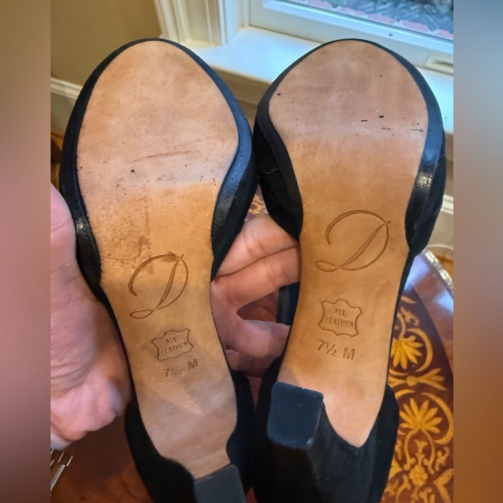 NWOT Delman Black Suede Leather Slingback 4.5”Heels w/Ruffle Size 7.5 MSRP $345 - Picture 13 of 15